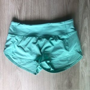 LULULEMON Size 2 running shorts WORN ONCE mint